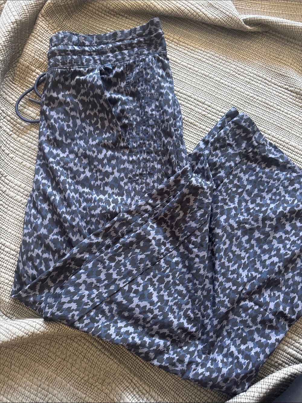 Athleta Navy Printed Wide-Leg Lounge Pants